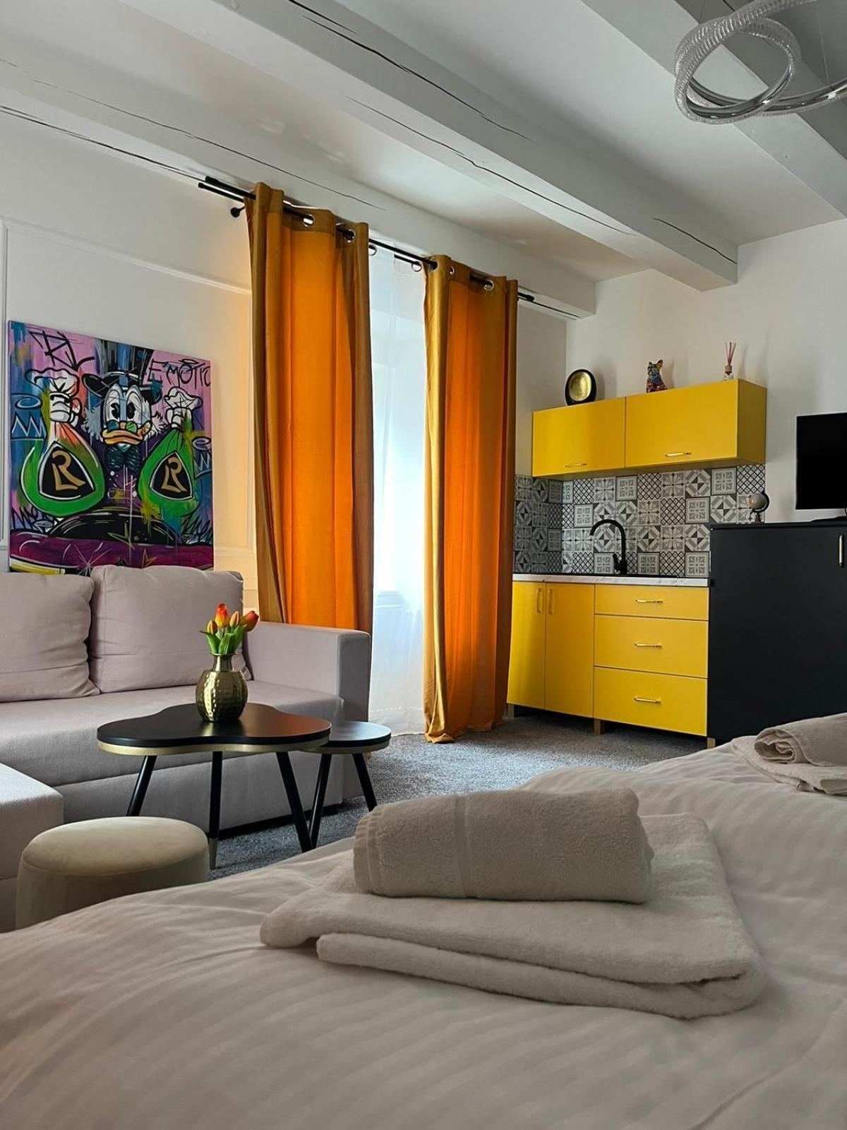 Boutique Hotel Posta Rl Oravsky Podzamok Bagian luar foto