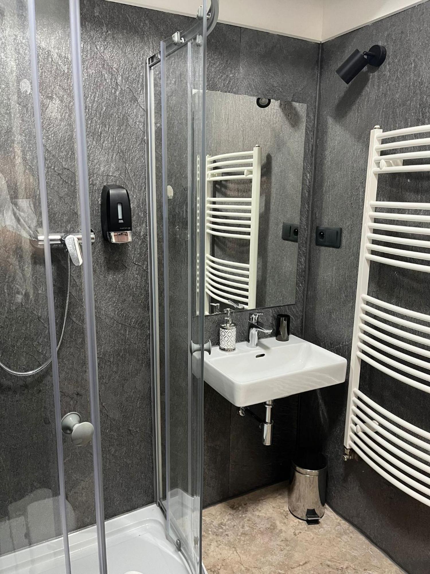 Boutique Hotel Posta Rl Oravsky Podzamok Bagian luar foto